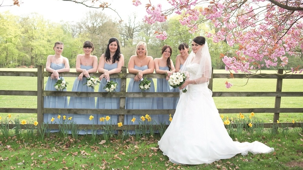 WEB - Woodside Wedding - Garden Group (3)-463095-edited